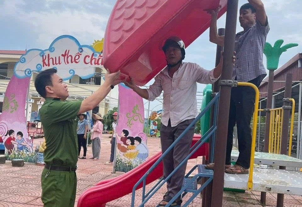 Công an các đơn vị, địa phương chủ động phòng, chống bão số 3